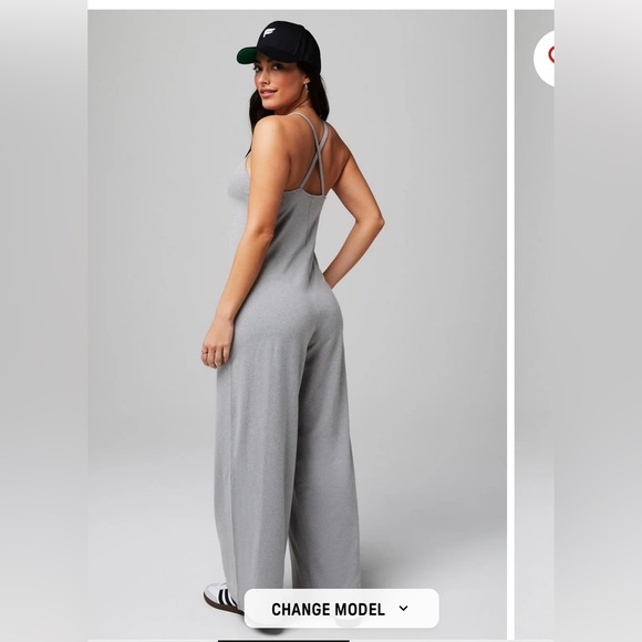 Fabletics - Picture 2 of 2